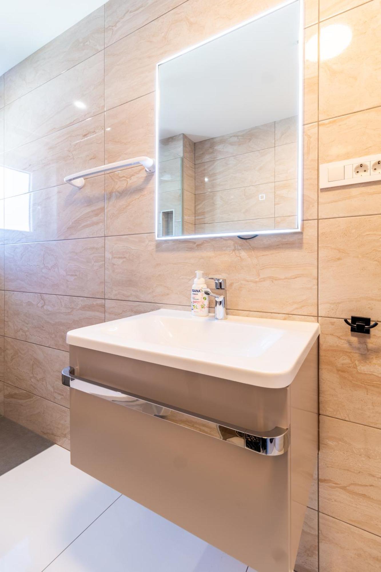 Apartmani Nela Kaštela المظهر الخارجي الصورة