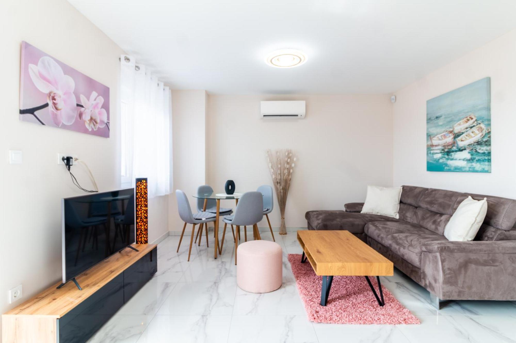 Apartmani Nela Kaštela المظهر الخارجي الصورة